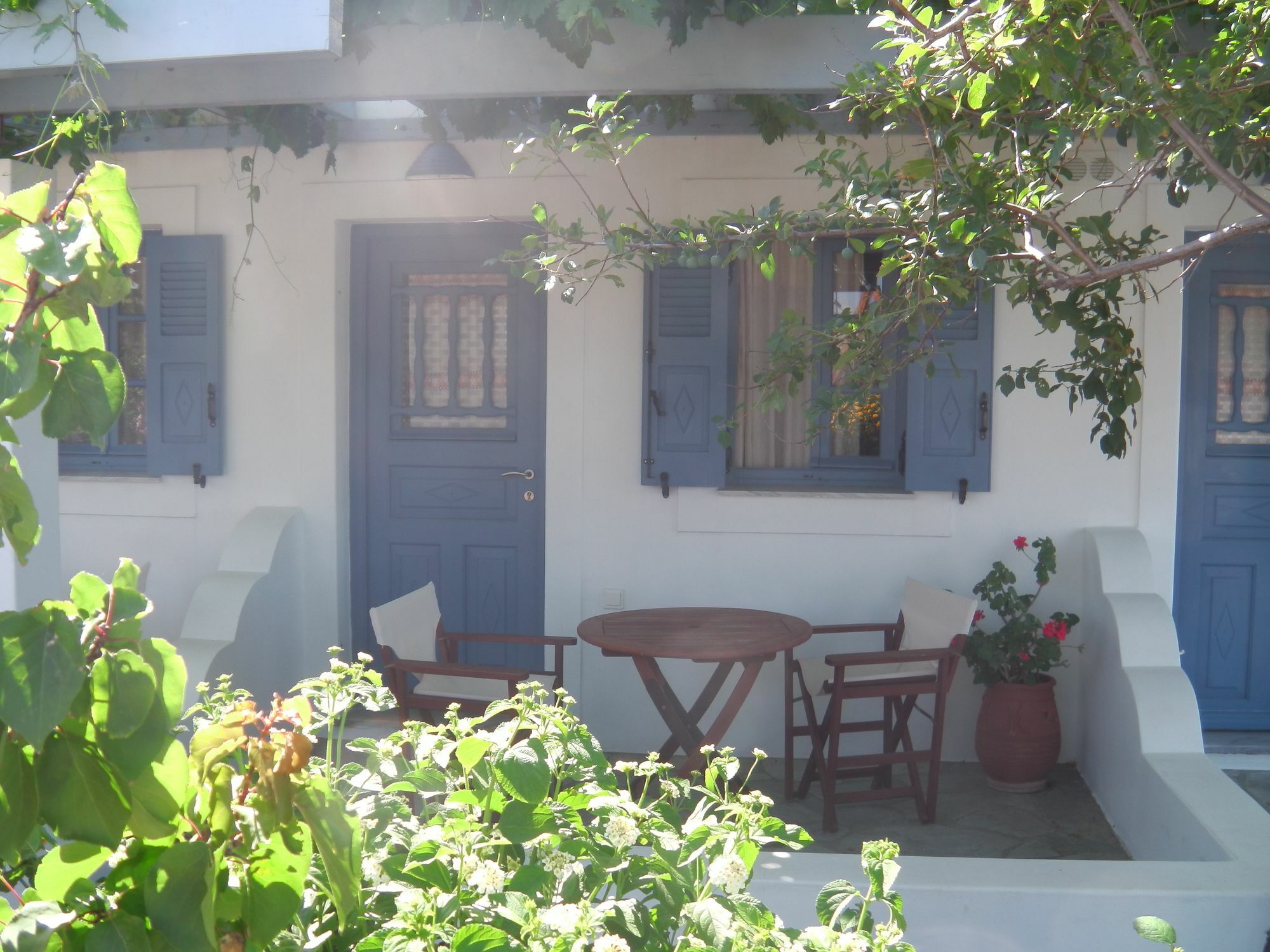 Narkissos Studios Aliki  Exterior photo